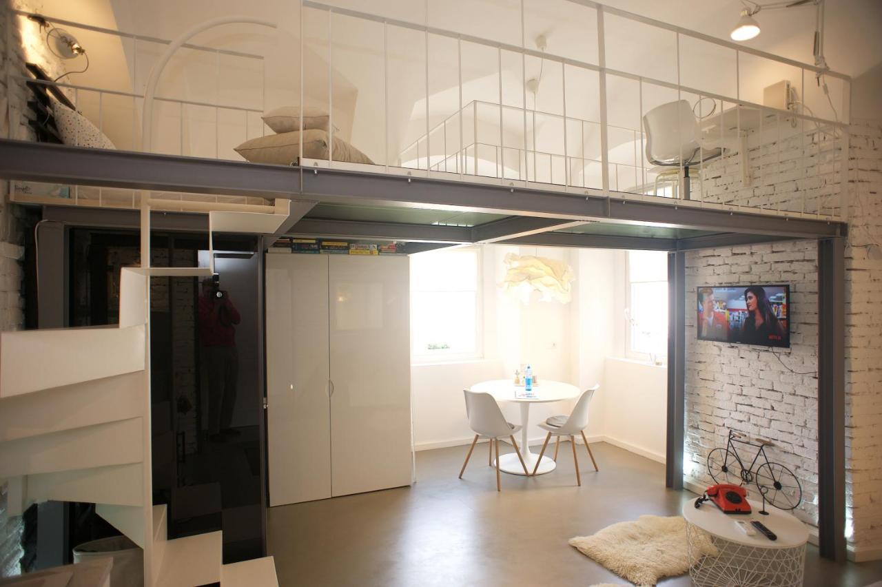 Micro Loft Central In Unirii Клуж-Напока Экстерьер фото